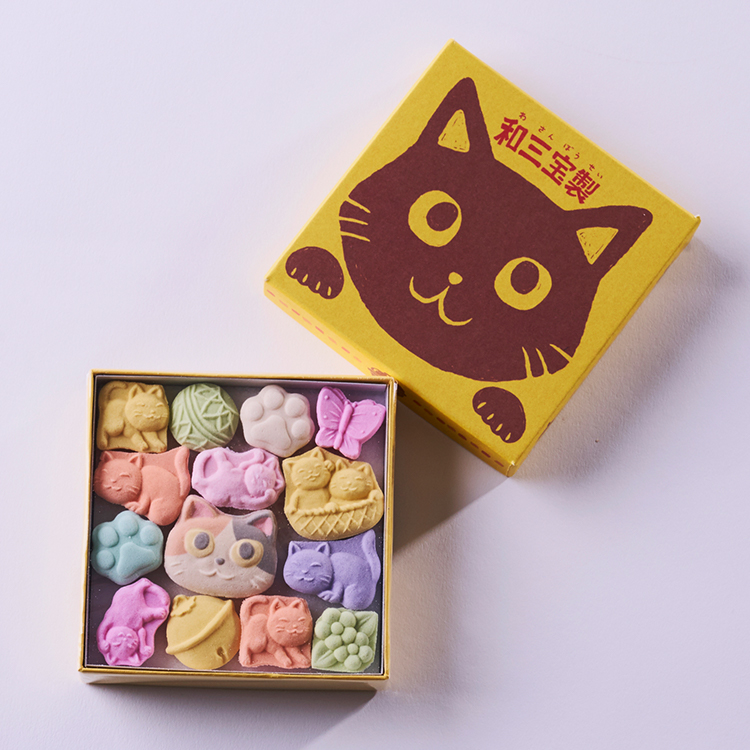 地階｜和菓子 ＜清月堂本店＞ かわいらしい猫の形をした和三盆の詰め合わせ。 ＜清月堂本店＞ねこづくし(1箱) 税込810円 期間限定